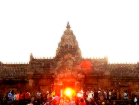 ประเพณีขึ้นเขาพนมรุ้ง