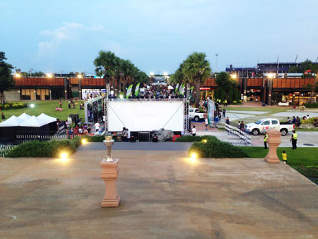 บรรยากาศ เวทีการแสดง ณ บุรีรัมย์ คาสเซิล