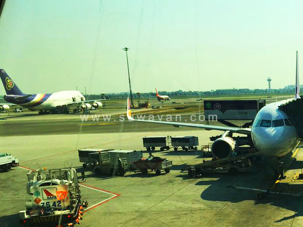 เครื่องบินการบินไทยสนามบินสุวรรณภูมิ