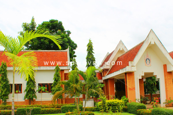 ด้านหน้า พิพิธภัณฑ์นครจำปาศรี