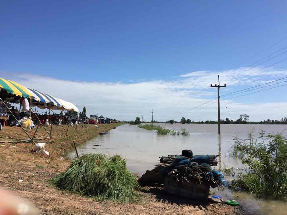 ผู้ประสบภัยนำท่วม