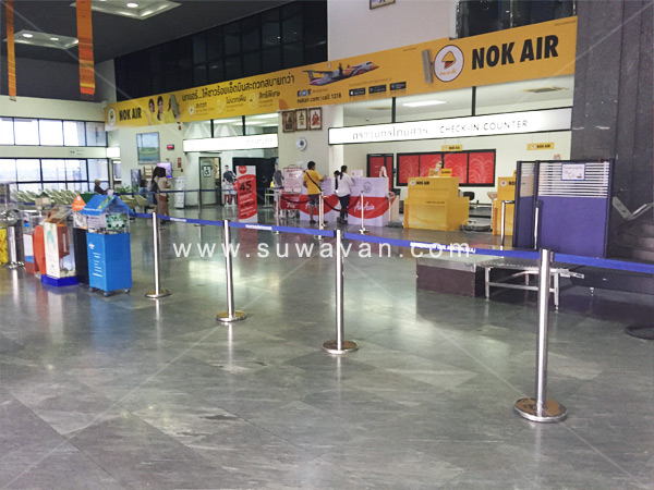 เคาน์เตอร์ Check-in นกแอร์ที่สนามบินร้อยเอ็ด