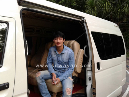คุณเป้ อารักษ์ มาร่วมกิจกรรมบวชป่า ที่เขื่อนอุบลรัตน์ จ.ขอนแก่น
