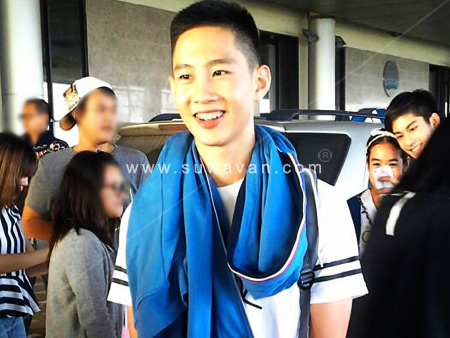 กัปตัน นักแสดงช่อง 9 ที่สนามบินขอนแก่น