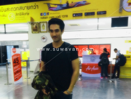 บิ๊กเอ็ม ลิขิต บุตรพรม @ท่าอากาศยานร้อยเอ็ด,สนามบินร้อยเอ็ด
