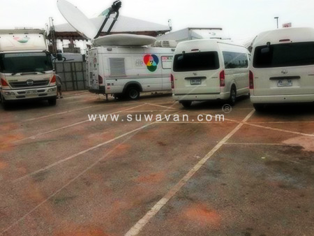 รถถ่ายทอดสด 7 สีคอนเสิร์ตออนทัวร์ เตรียมพ้อมด้านหลังเวที