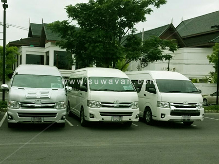 รถตู้เตรียมพร้อมรับคณะนักแสดงและทีมงานช่อง7@รถตู้ขอนแก่นสุวะแวน