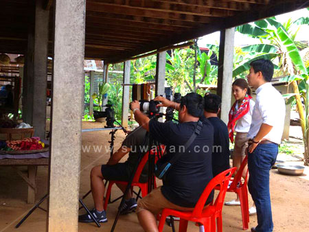 เบื้องหลังการถ่ายรายการสืบสายใย ผ้าไทย-อาเซียน ทางโมเดิร์นไนน์ทีวี